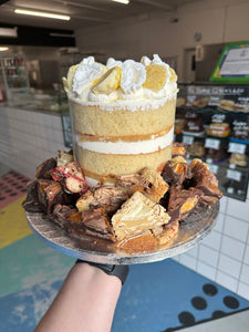 The Cake & Nibble Set