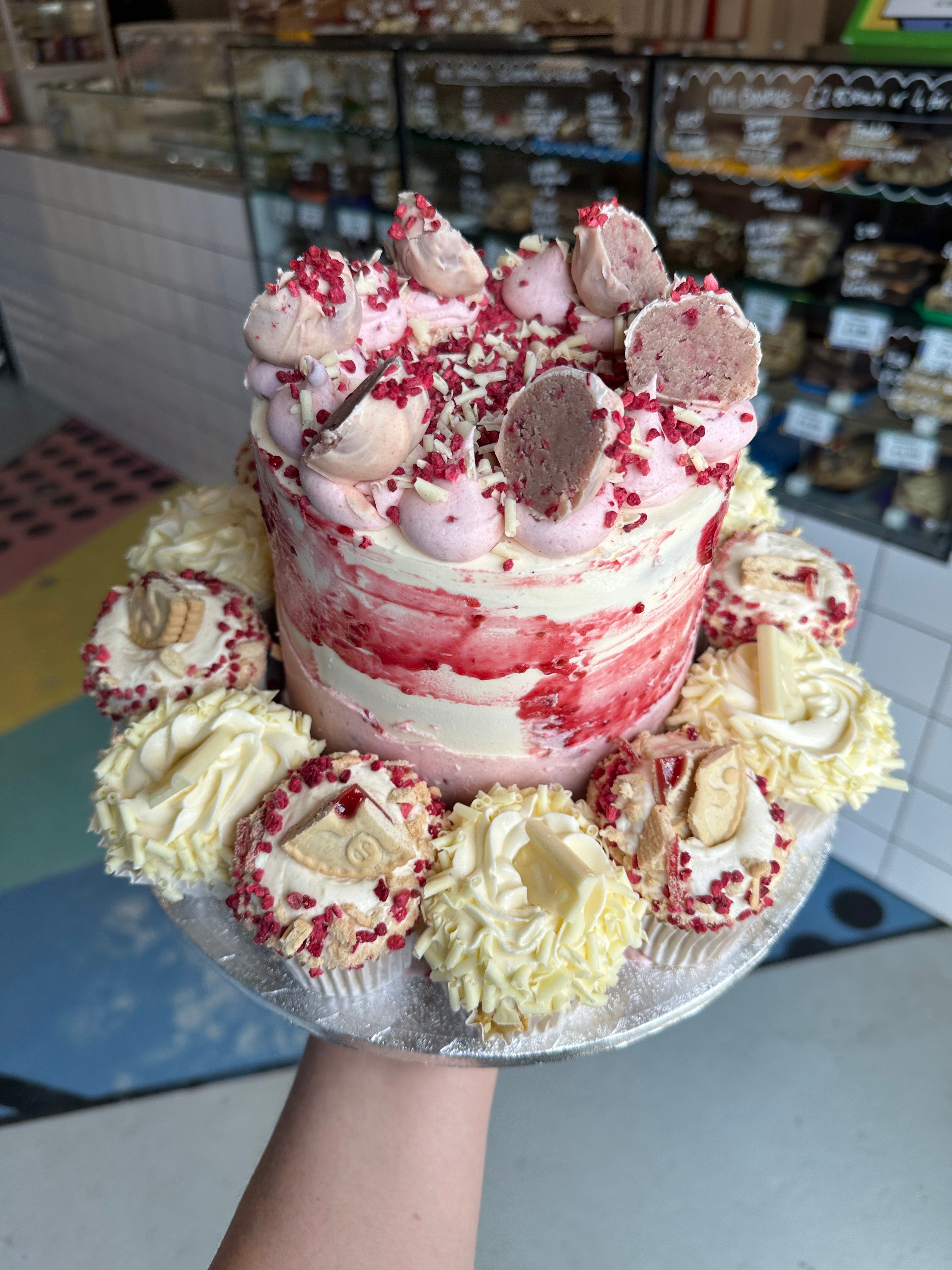 Cake & Cupcake Deal